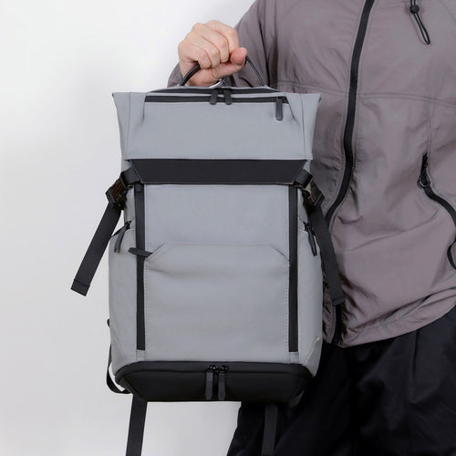 Innovativer Mehrfunktions-Reiserucksack