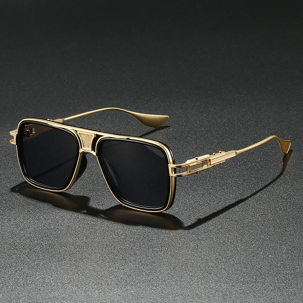 Damen Designer-Sonnenbrille mit luxuriösem Metallrahmen und trendigem Detail Karnz