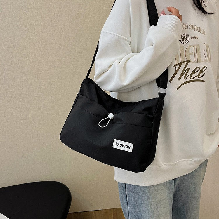Stylische Hobo-Handtasche Karnz