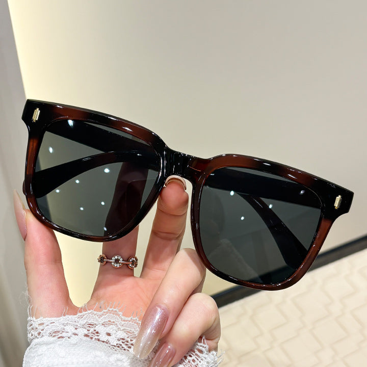 Damen elegante rechteckige Sonnenbrille Karnz
