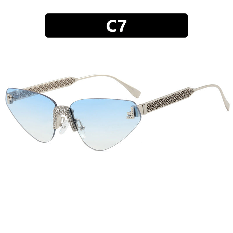 Damen Designer Katzenaugen-Sonnenbrille mit funkelndem Strass-Besatz Karnz