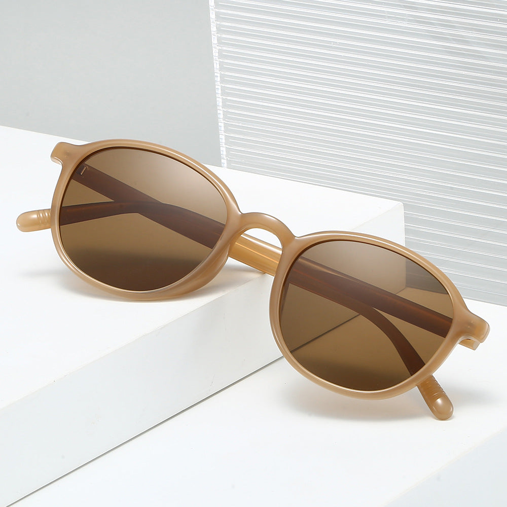 Damen modische Sonnenbrille im klassischen Ovaldesign Karnz