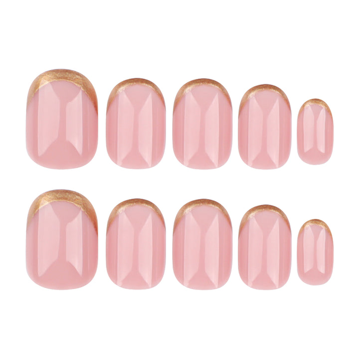 Elegante Nagelkunst im modernen French-Tip Stil Karnz