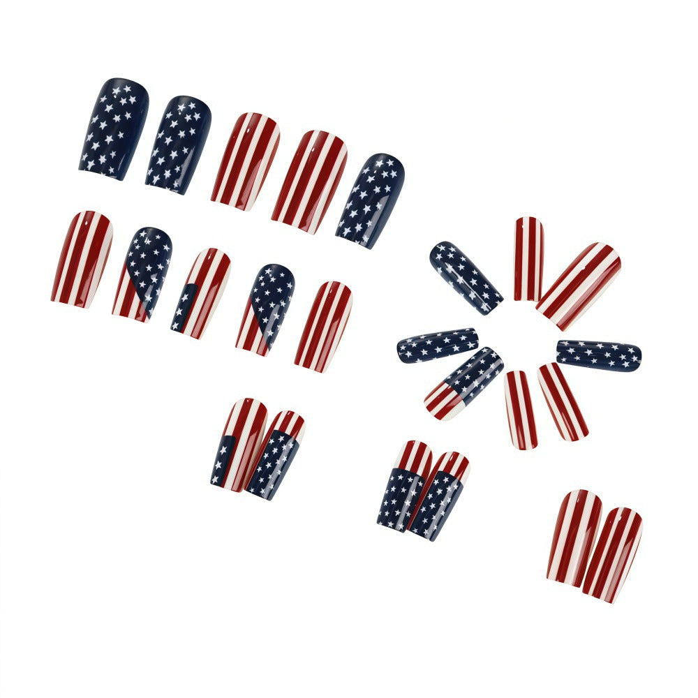 Kunstnägel mit amerikanischem Flaggen-Design Karnz