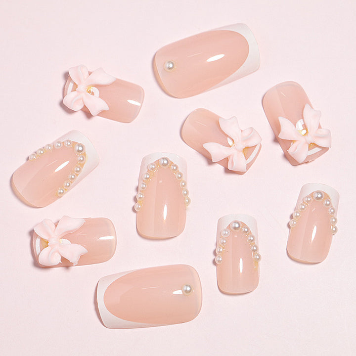 Elegante dekorative Press-On-Nagelset Karnz
