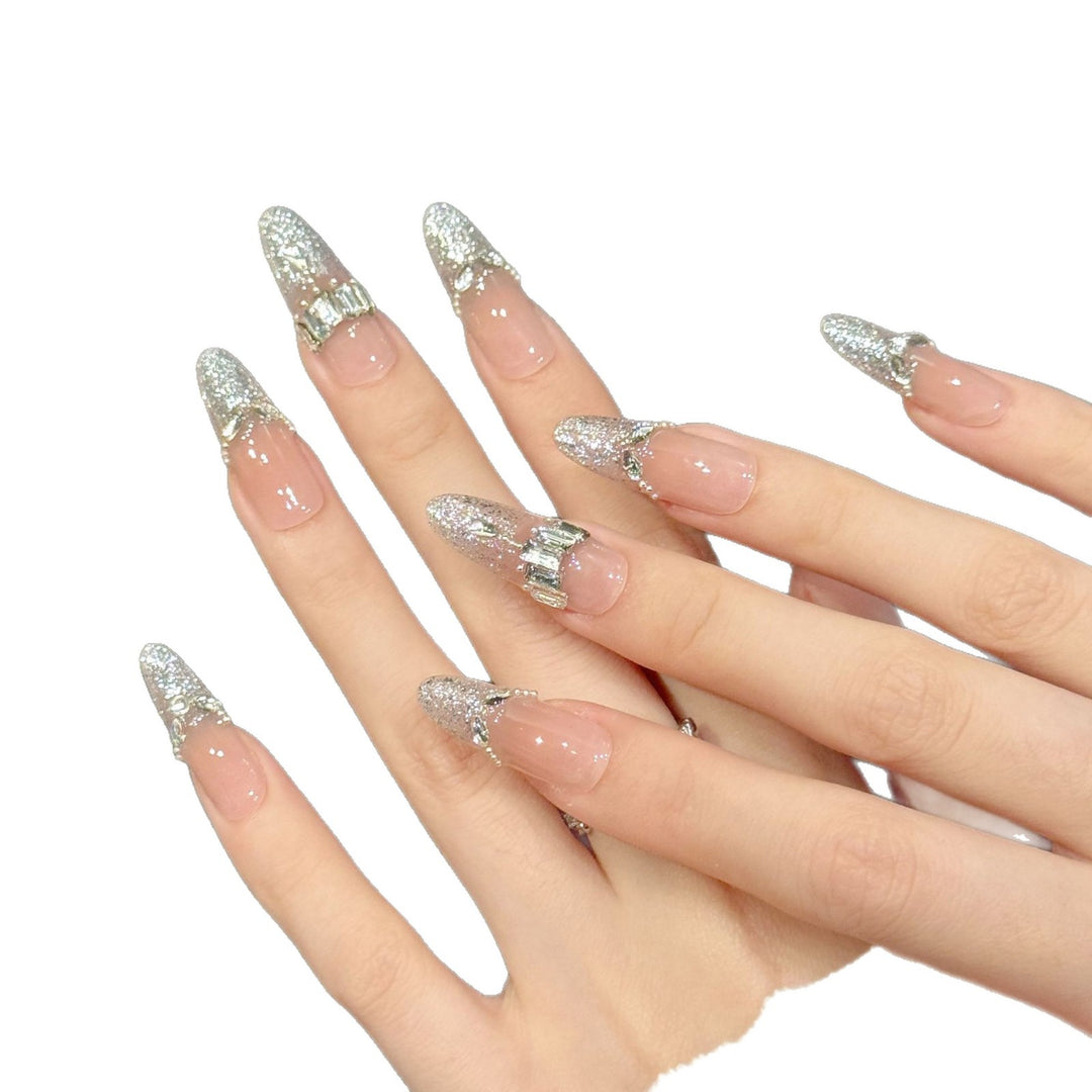 Dekoratives Glitter Press-On-Nagelkunst-Set