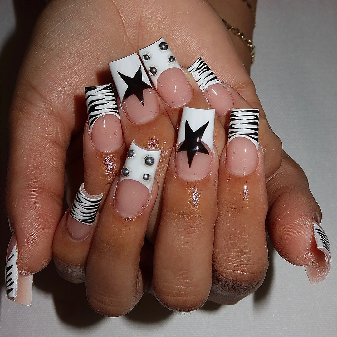 Künstlerische Nagelverlängerungen Karnz