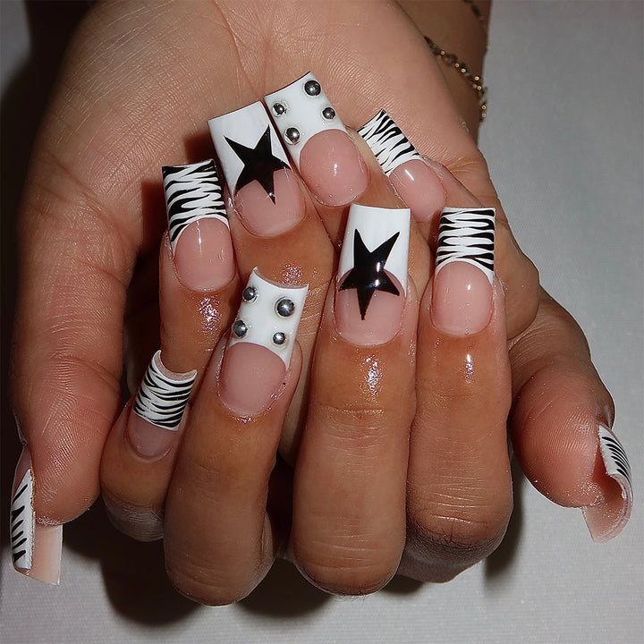 Künstlerische Nagelverlängerungen Karnz