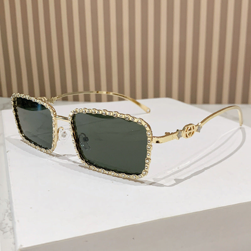 Damen elegante quadratische Sonnenbrille mit luxuriösem Strassrahmen Karnz