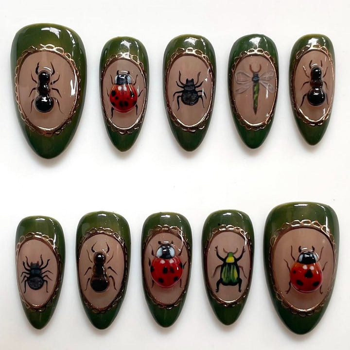 Thematic Artisan Press-On Nail Set Karnz