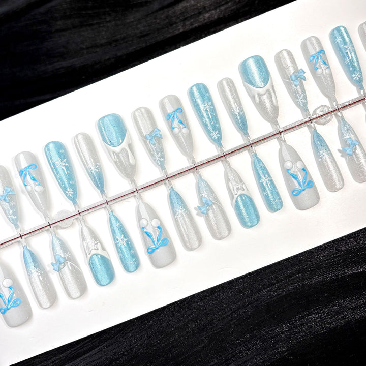 Elegante Polka Dot und Spitzen Press-On Nagel Set