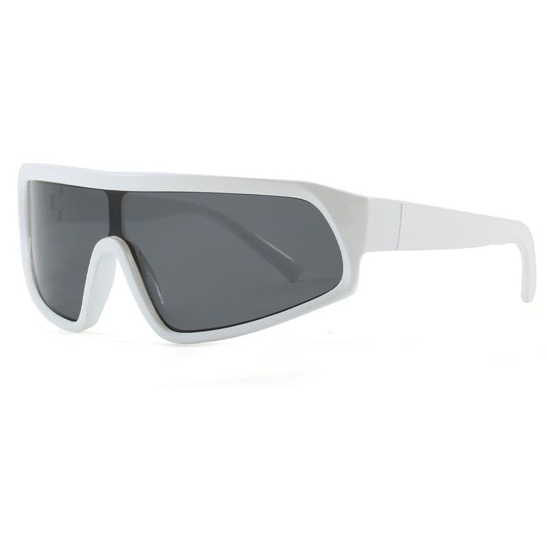 Damen sportliche Schutzbrille im modernem Design mit ergonomischem Rahmen Karnz