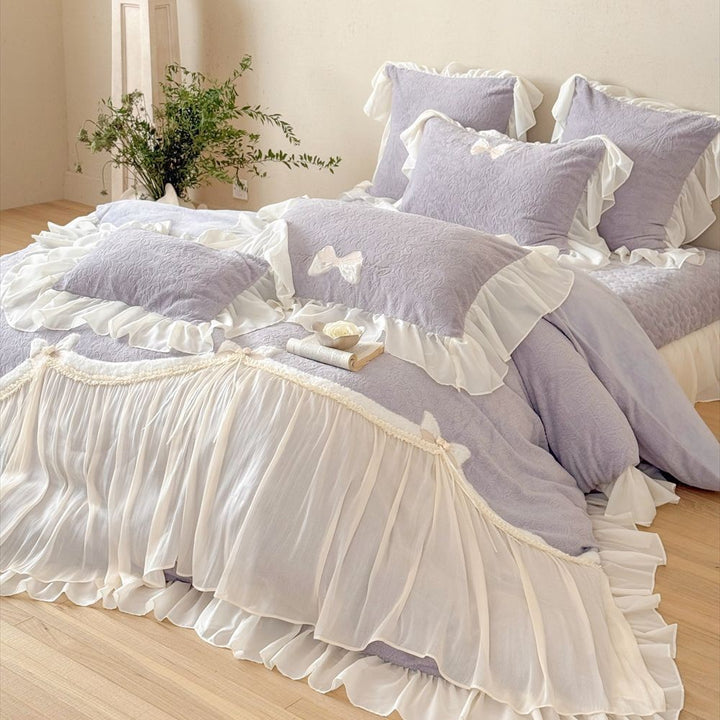 Luxury Ruffled Jacquard Duvet Cover Set with Embroidered Pillow Shams