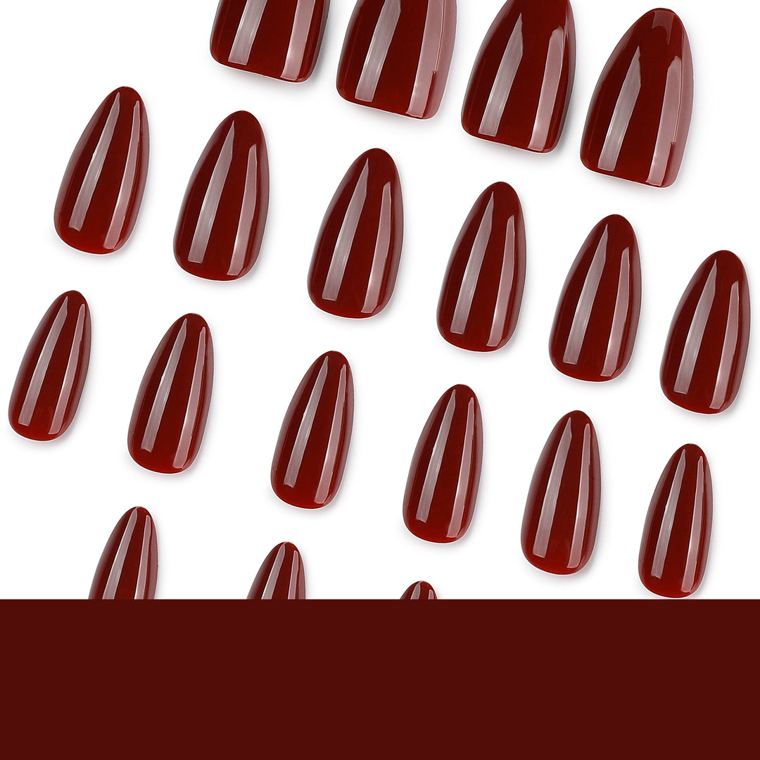 Elegante Nagelkunst im modernen Design Karnz