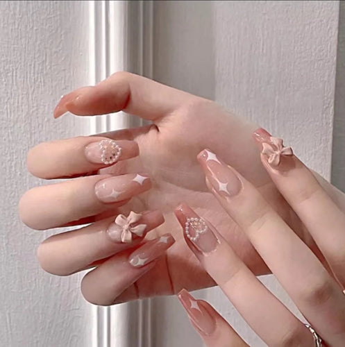 Exquisite 3D Nagelkunst Karnz