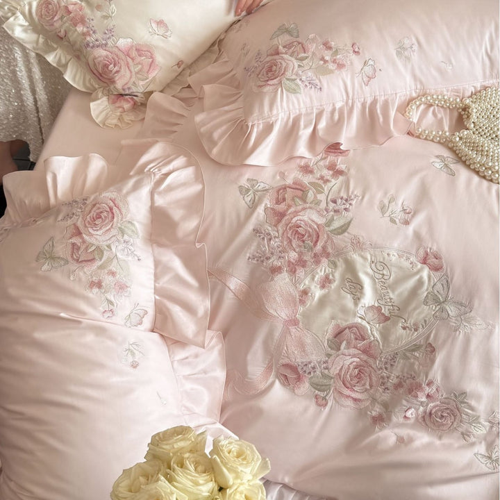 Satin-Effekt Floral Besticktes Bettbezug Set mit Rüsche und Dekorativen Kissenbezügen