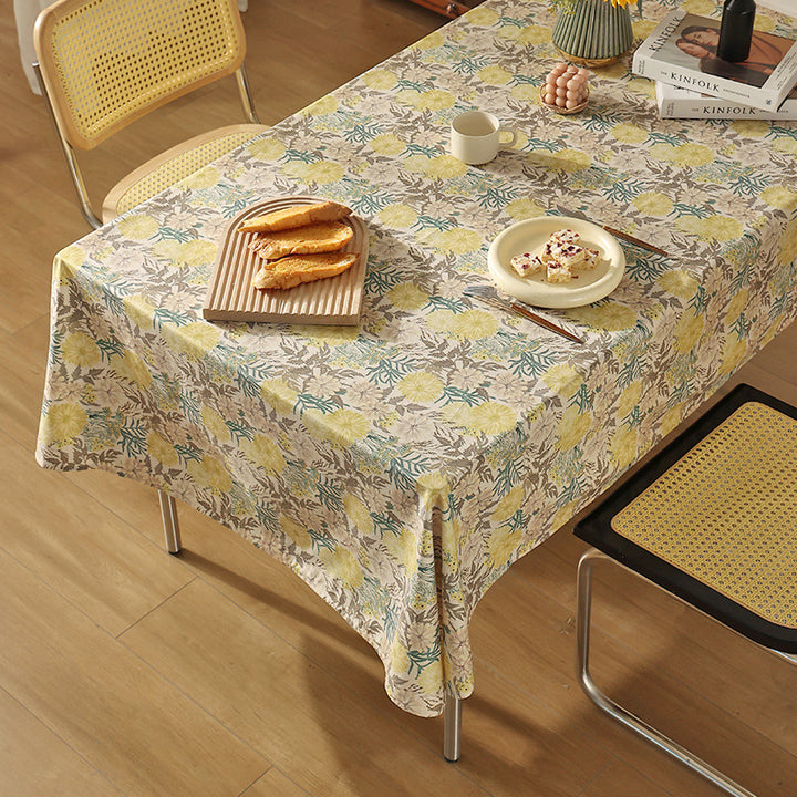 Abwaschbare Tischdecke aus Polyester mit floraler Aquarell-Optik und wasserabweisender Beschichtung Karnz