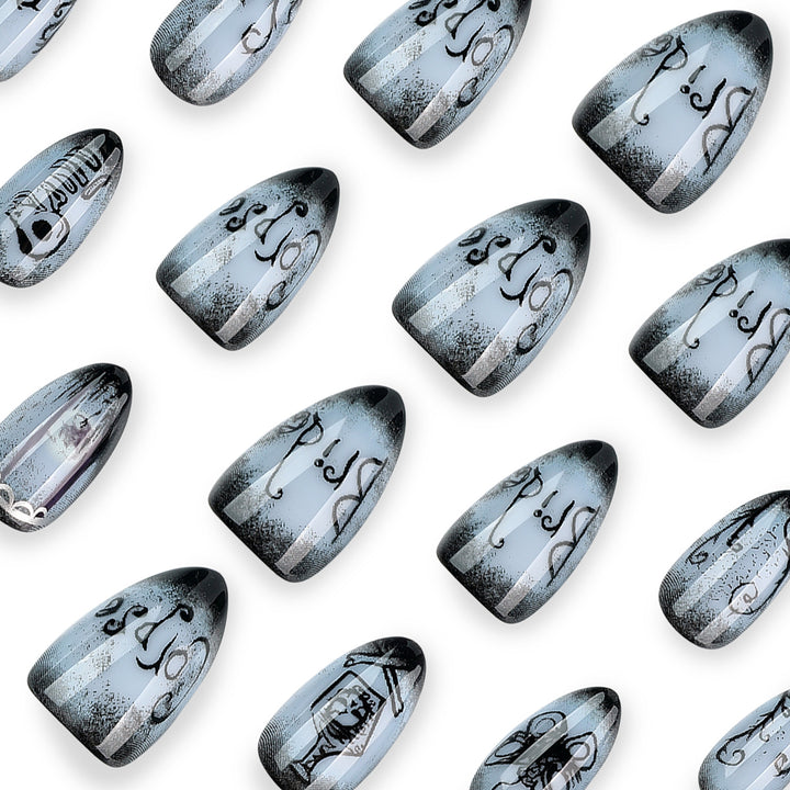 Kreative Halloween Nagelkunst im Gothic-Stil Karnz