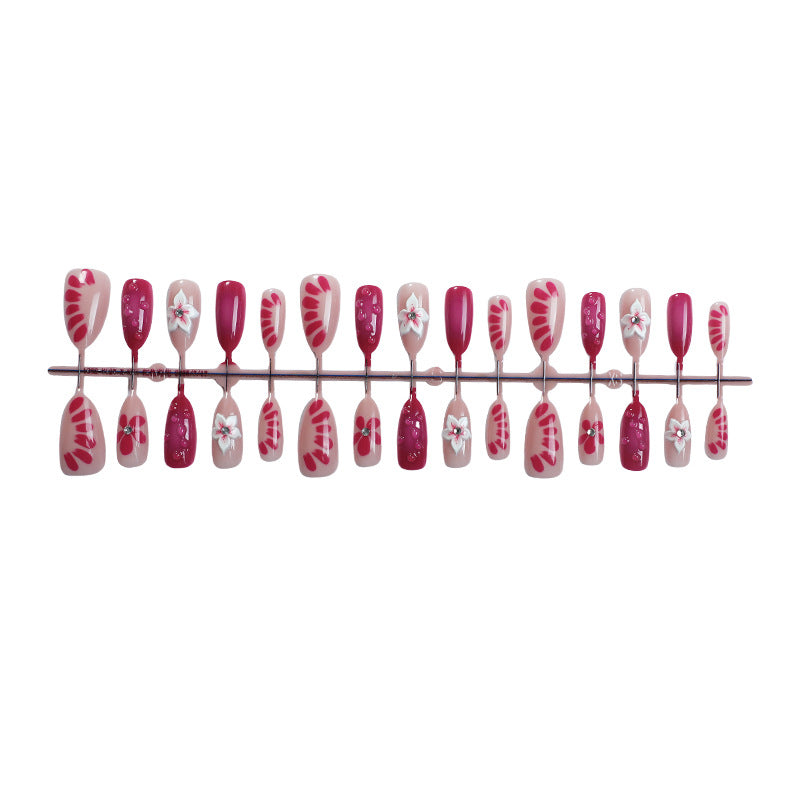 Blumeninspiriertes Press-On Nagelset Karnz