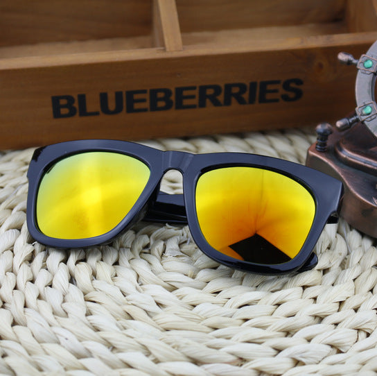 Damen Sportliche Sonnenbrille mit polarisierenden Gläsern Karnz