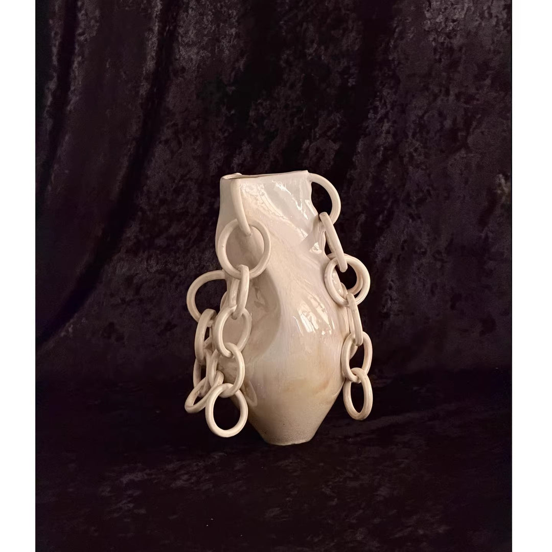 Künstlerische kettengliedige Keramikvase