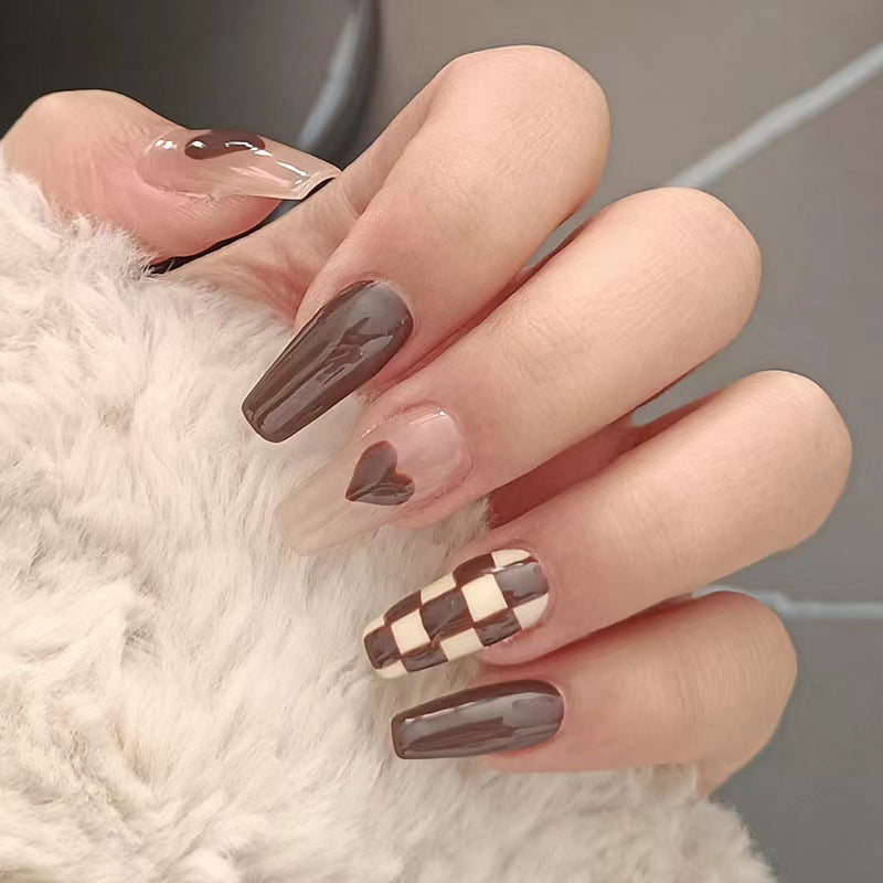 Kunstvolle Stiletto Nagelspitzen Karnz