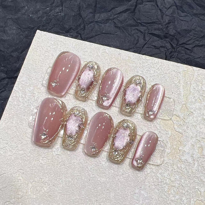 Chic Press-On Nail Art Set Karnz