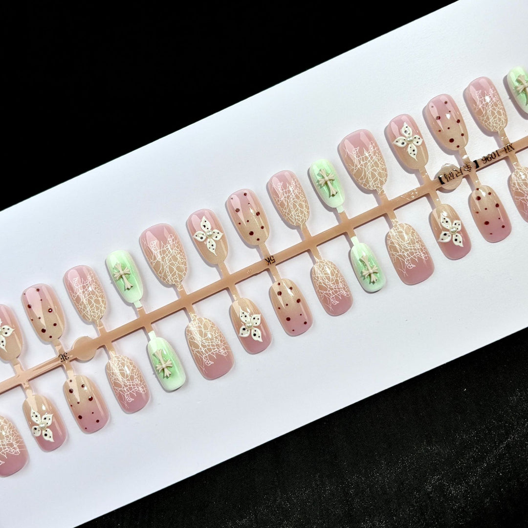 Floral Spitze Design Press-On Nagelsatz