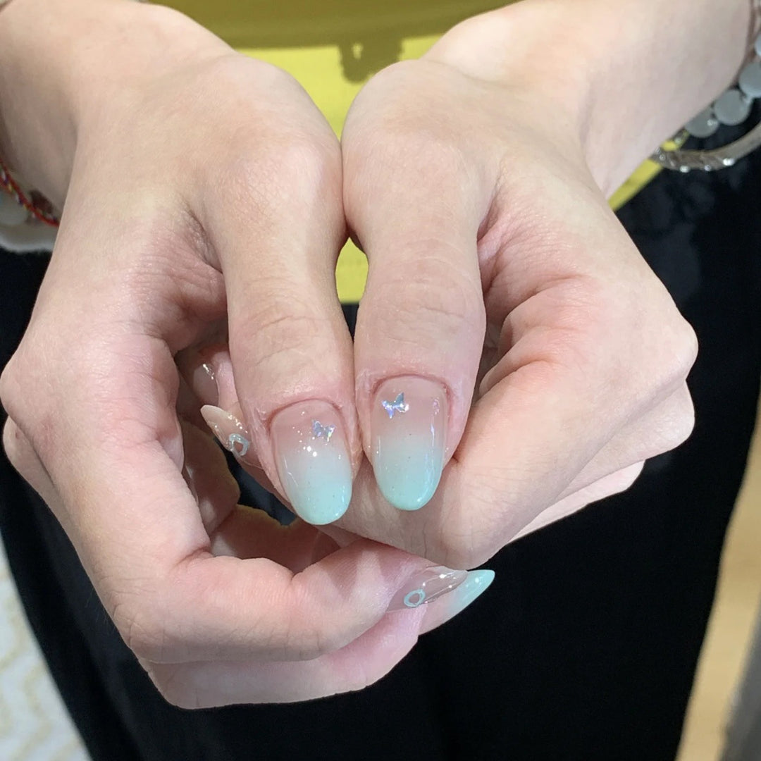 Elegantes Floral Press-On Nagelset