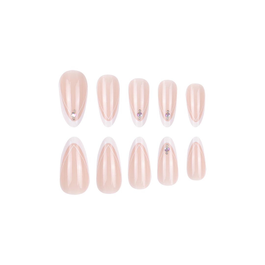 Elegante Stiletto Press-On Nagelkunst Karnz
