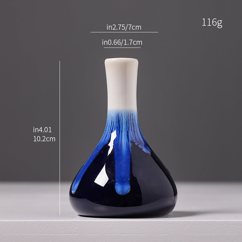 Künstlerische dekorative Mini-Vase