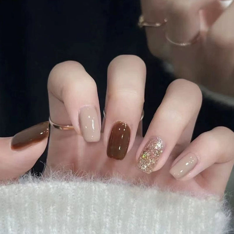 Glamouröses Multi-Texture Press-On Nail Set