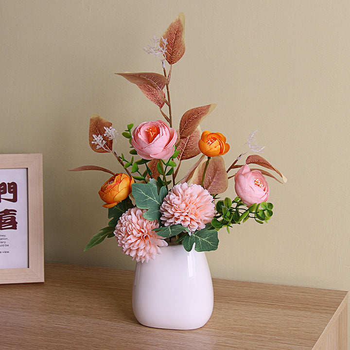 Dekorativer künstlicher Blumenstrauß