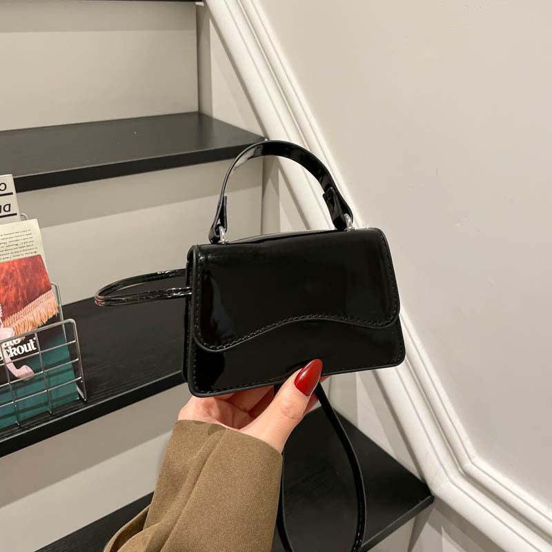 WoStylish Patentleder Mini-Handtasche Karnz