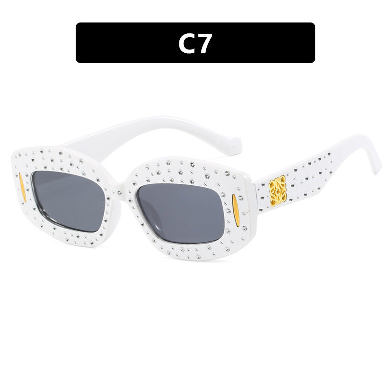 Damen modische Sonnenbrille mit glamourösem Strassbesatz Karnz
