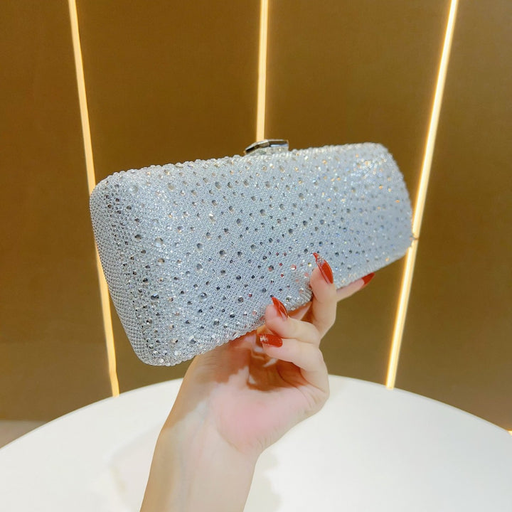 Rhinestone-beschichtete Clutch