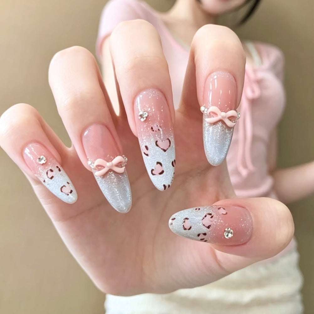 Designer Nagelverlängerungen Karnz