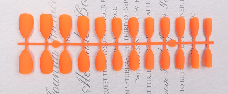 Stiletto Press-On Nail Set Karnz