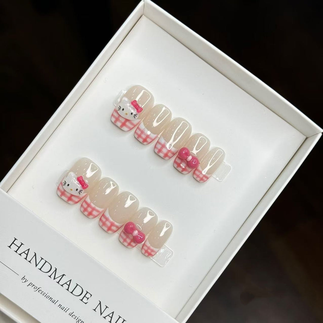 Handgemachtes süßes Charakter Press-On Nagelset