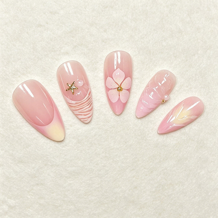 Dekoratives Press-On Nagelkunst Set Karnz