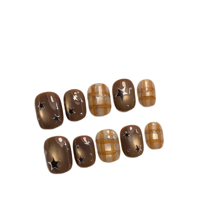 Künstlerisches Nagelkunst-Set mit einzigartigen Sterne- und Karodesigns