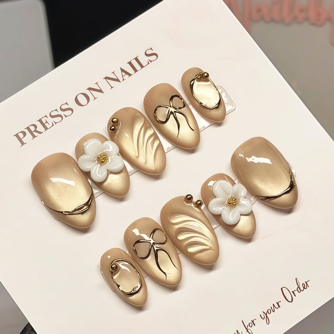 Blumenmuster Elegantes Press-On Nagelset