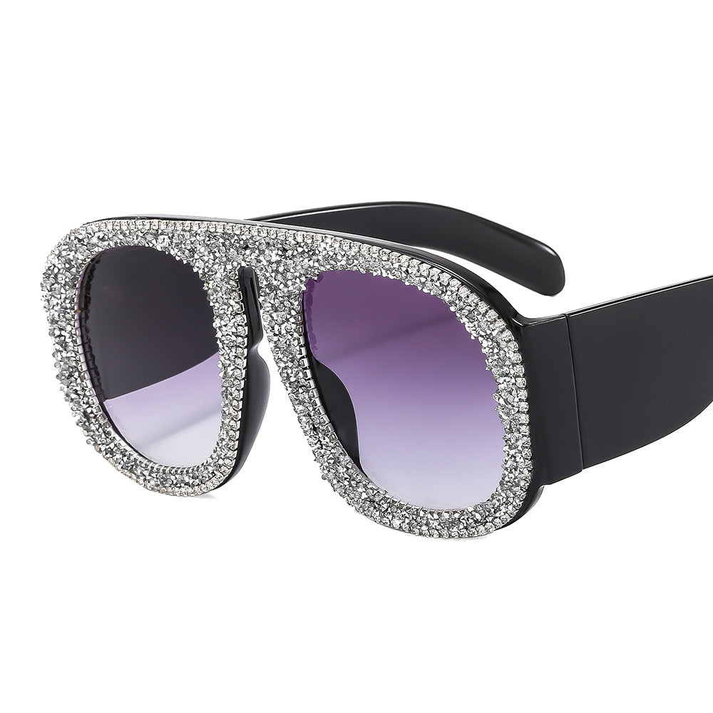 Damen auffällige Sonnenbrille mit Kristallverzierung Karnz