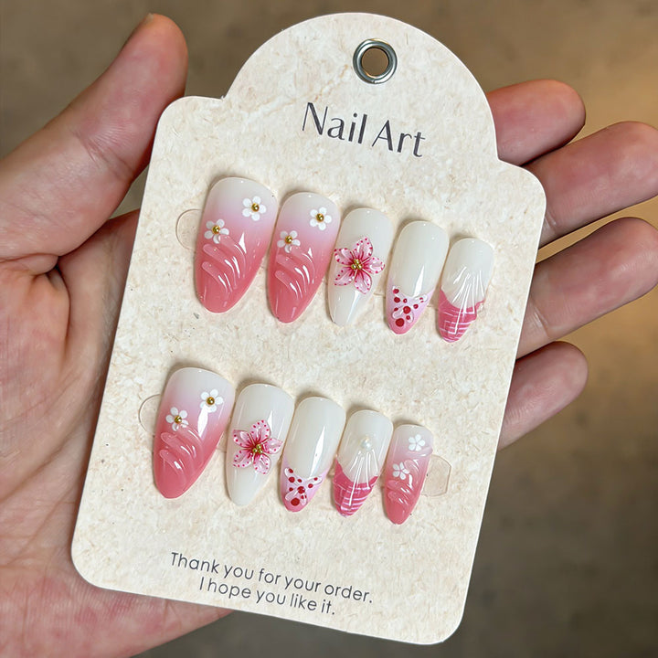 Künstlerisches Floral Press-On Nagelset Karnz