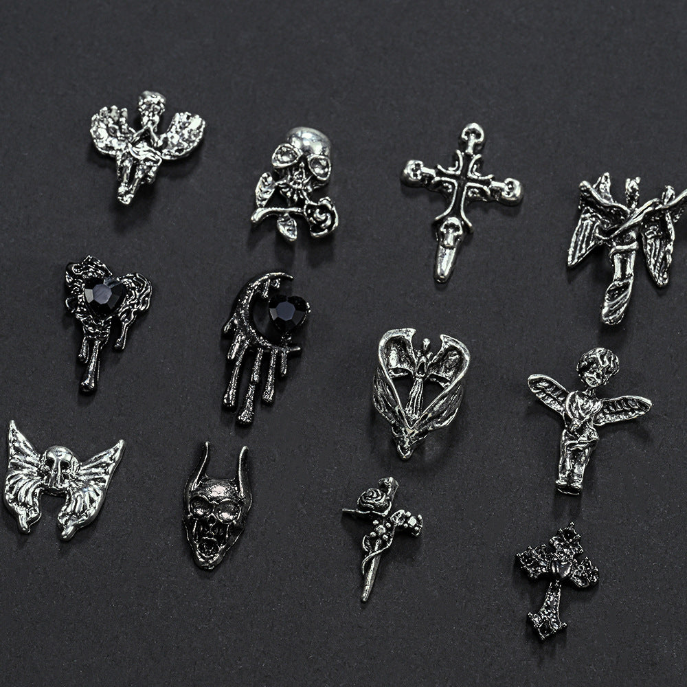 Dekorative Metall-Nagelkunst Charms