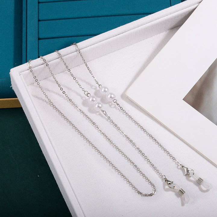 Elegante Brillekette mit Perlenakzenten Karnz