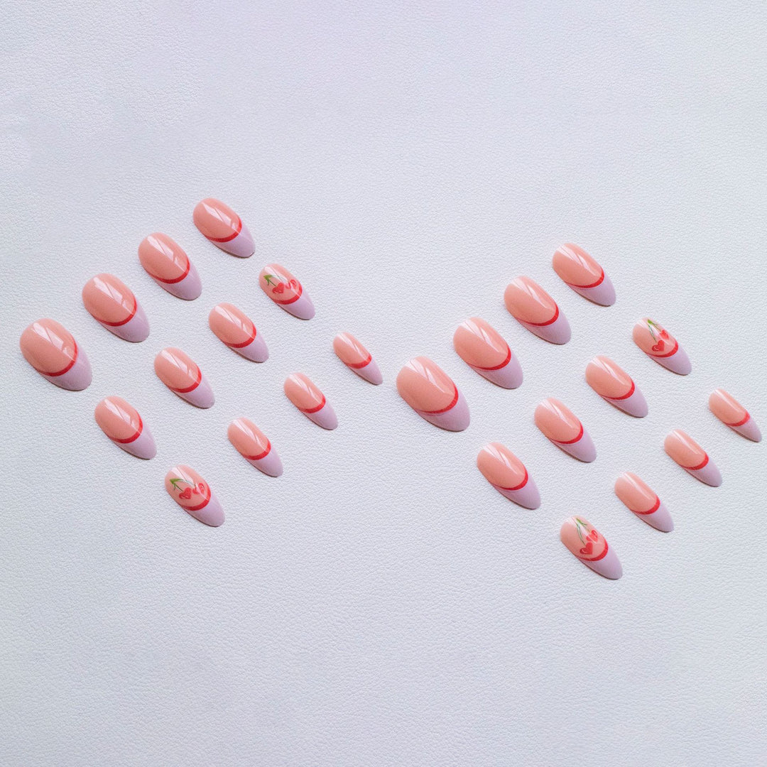 Kreative Kirsch-inspirierte Nagelkunst