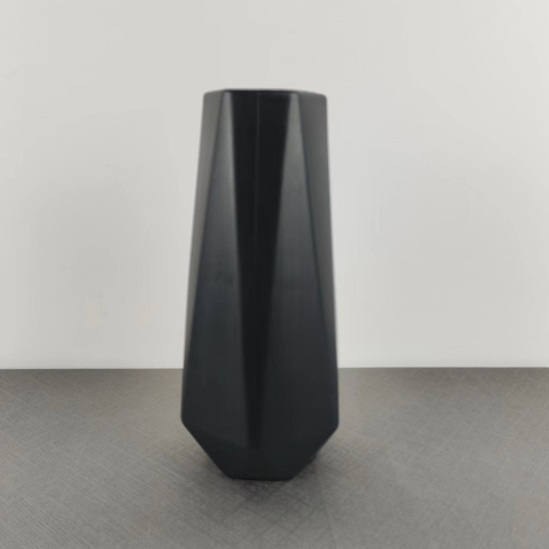 Moderne geometrische Dekovase Karnz