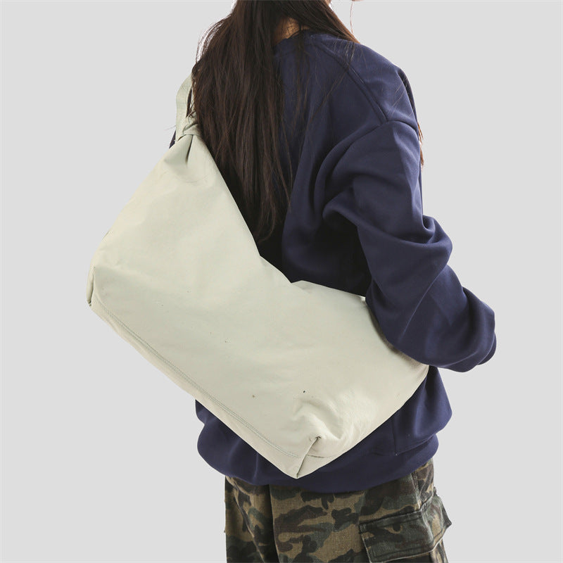 Verstellbare lässige Schultertasche Karnz