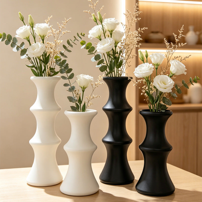 Skulpturale Minimalistische Vase Karnz